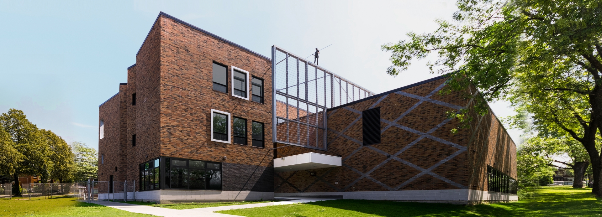 Barclay School | Expansion of the existing building | CSDM